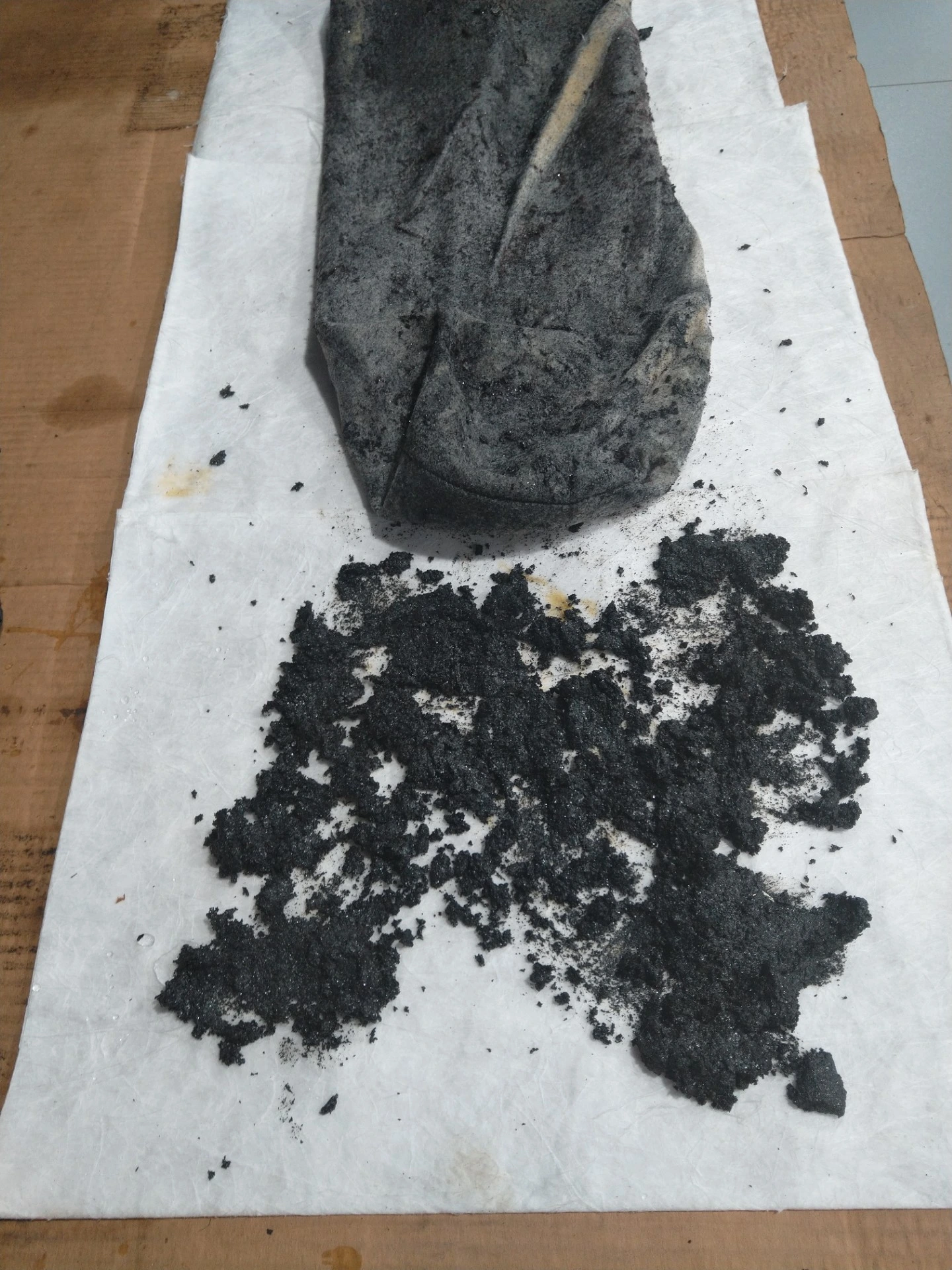 Dirty Bag Filters after Flushing Operation at Steel Mill Dirty Bag Filters after Flushing Operation at Steel Mill